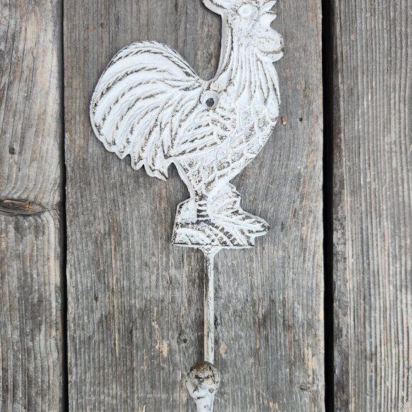 Vintage Touch Rooster Cast Iron Distress Wall Hook - Picture 3 of 4